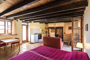 Peaceful Cottage in Savignac