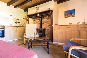 Peaceful Cottage in Savignac