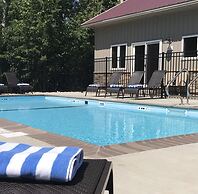 Hollys Resort