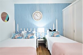 Beachfront Breeze on Campbell