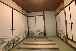 Nakagawa's Cozy House