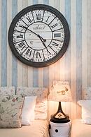 The Clock House Beachfront