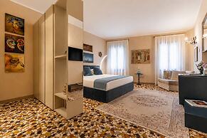 Cinqueteste Luxury Home Venice