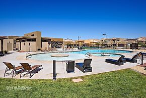 Overlook Oasis