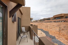 Overlook Oasis