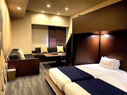 MONday Apart UENO-SHIN-OKACHIMACHI