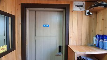 Ulleung Haeoreum Pension