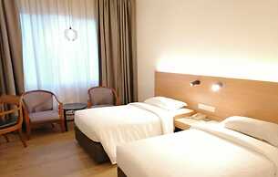 Crystal Crown Hotel Harbour View