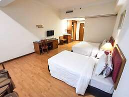 Crystal Crown Hotel Harbour View