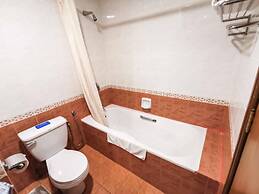 Crystal Crown Hotel Harbour View