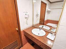 Crystal Crown Hotel Harbour View