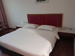 Crystal Crown Hotel Harbour View