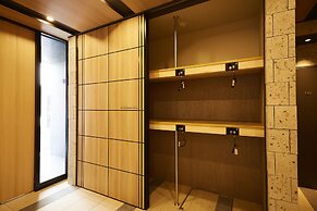 MONday Apart Nihonbashi Ningyocho (Formerly MONday Apart Nihonbashi Su