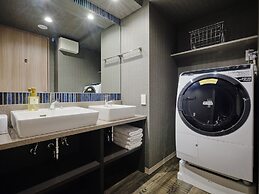 MONday Apart Premium Hamamatsucho