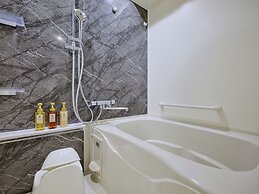 MONday Apart Premium Hamamatsucho