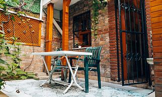 Astra Boutique Hotel