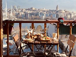 Astra Boutique Hotel