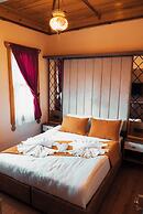 Astra Boutique Hotel