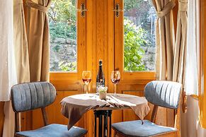 Astra Boutique Hotel