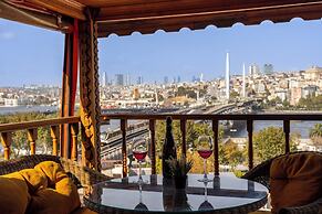 Astra Boutique Hotel