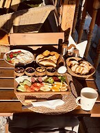 Astra Boutique Hotel