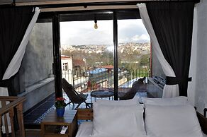 Rooftop Balat Rooms & Apartments Turkuaz Olive
