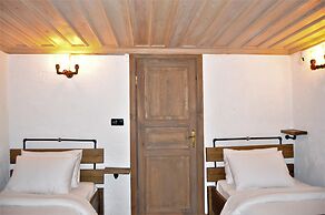 Rooftop Balat Rooms & Apartments Turkuaz Olive