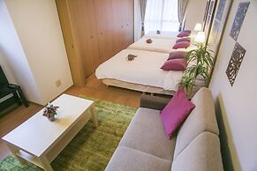 Shinsaibashi-House A