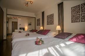 Shinsaibashi-House A