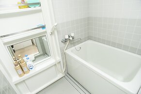 Shinsaibashi-House B