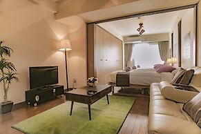 Shinsaibashi-House B