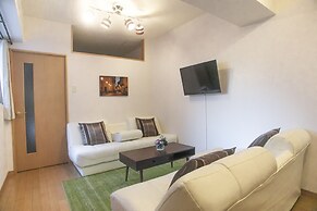 Shinsaibashi-House B