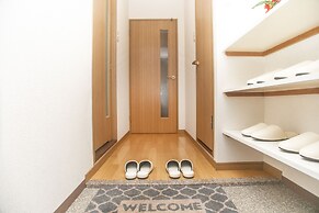 Shinsaibashi-House B