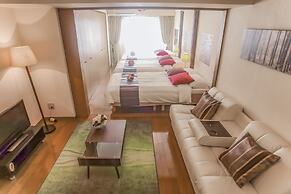 Shinsaibashi-House B