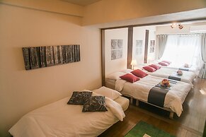 Shinsaibashi-House B