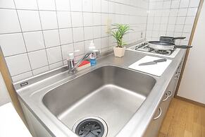 Shinsaibashi-House B