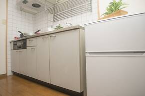 Shinsaibashi-House B