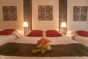 Shinsaibashi-House B