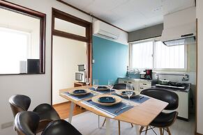 Naha Condominium Maejima House