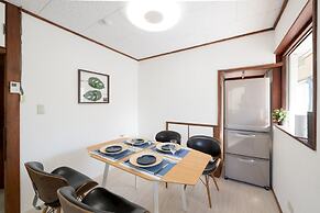 Naha Condominium Maejima House