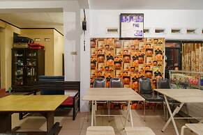 RedDoorz Syariah near Ciledug Station