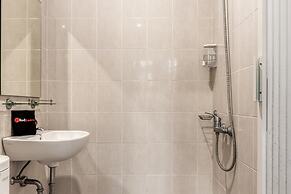 RedDoorz near UNTAG Surabaya