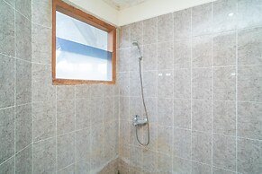 RedDoorz near Rumah Sakit Baptis Kediri