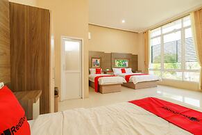RedDoorz Resort Premium @ Sangkan Hurip Kuningan