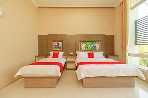 RedDoorz Resort Premium @ Sangkan Hurip Kuningan