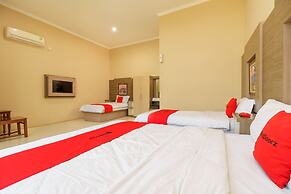 RedDoorz Resort Premium @ Sangkan Hurip Kuningan