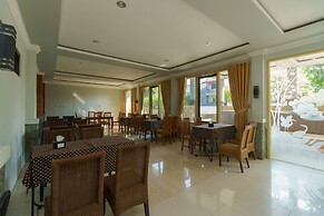 RedDoorz Resort Premium @ Sangkan Hurip Kuningan