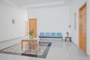 RedDoorz Syariah near Pahoman Stadium Lampung