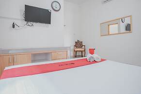 RedDoorz Syariah near Pahoman Stadium Lampung