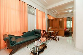 RedDoorz @ Tuktuk Danau Toba